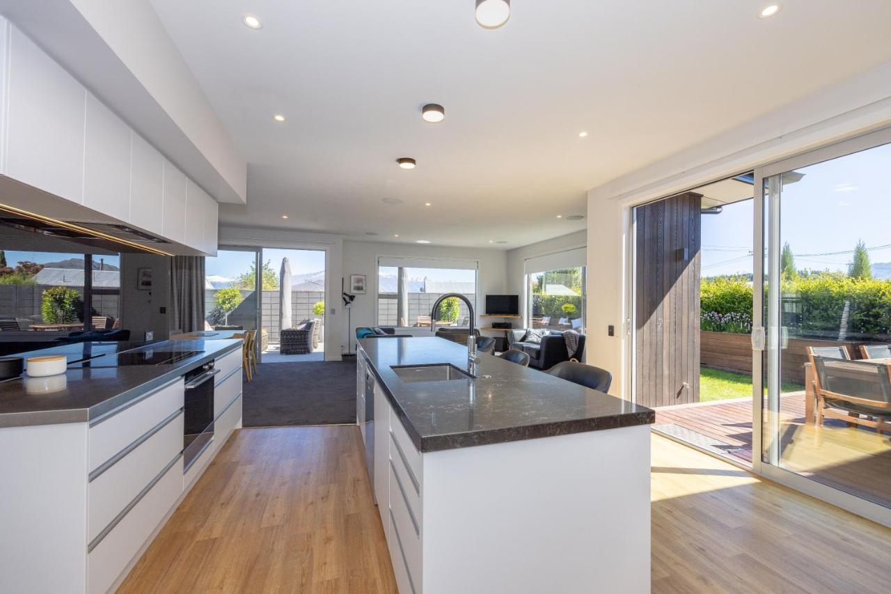 Prime Location On Warren St - 3 Bedroom Town House Wanaka Luaran gambar